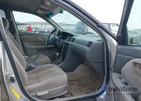 2001 Toyota Camry Le V6 from USA, damaged, VIN 4T1BF28K21U126925